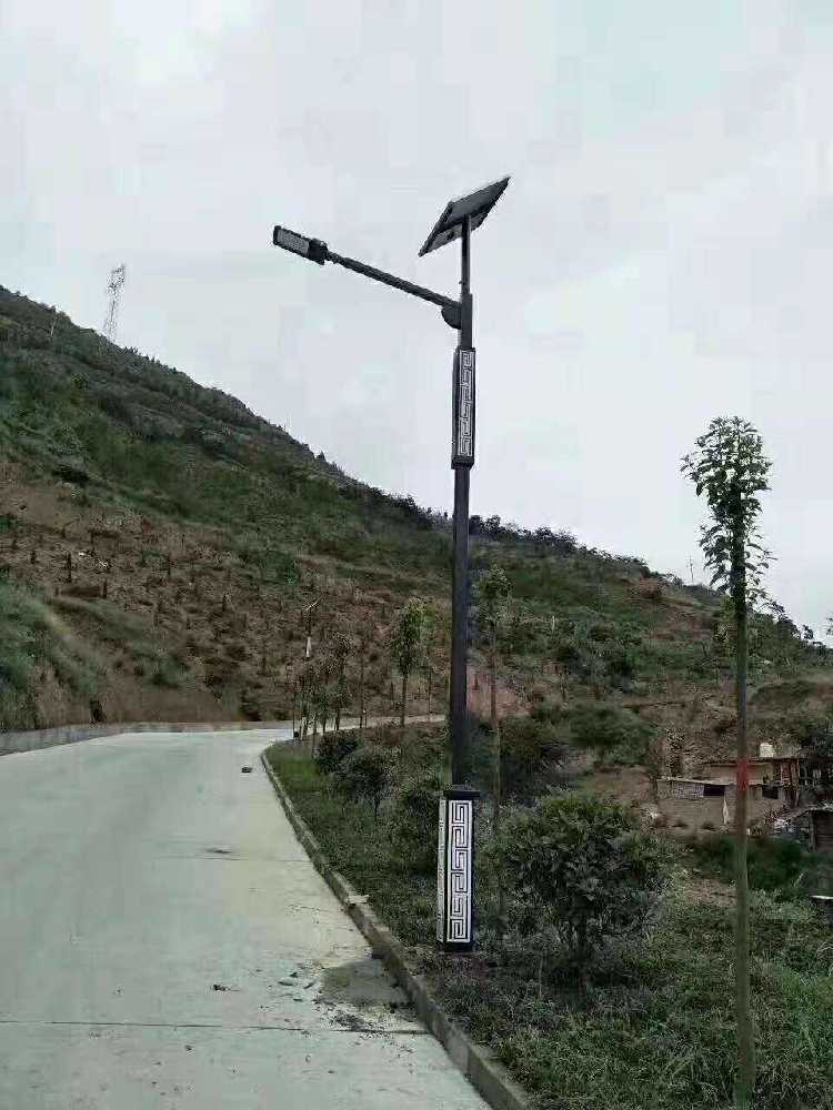 新民市仿古太阳能路灯